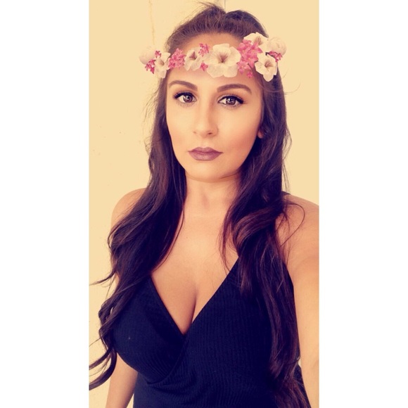 Profile Picture of Gabriella Lauricella (@glauricella21) on Poshmark