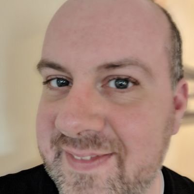 Profile Picture of Mark Vigorito (@gaygeekdad) on Twitter