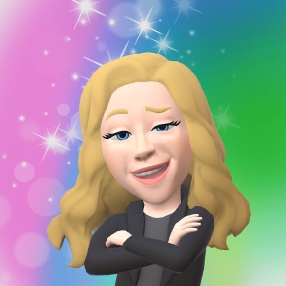 Profile Picture of Joy Mullineaux (@joym2u) on Poshmark