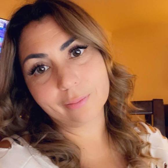 Profile Picture of Keri anne Valentin-suarez (@keri2318) on Poshmark