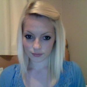 Profile Picture of Dani Robertson (@hot_pink_skulls) on Myspace