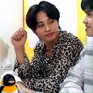 Profile Picture of Aurum Rish (@aurum.rish) on Facebook