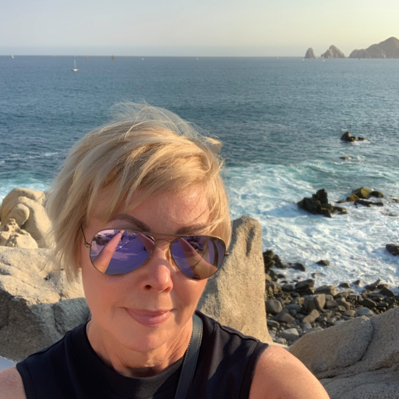 Profile Picture of Michele Boyce (@mbladybug7) on Poshmark