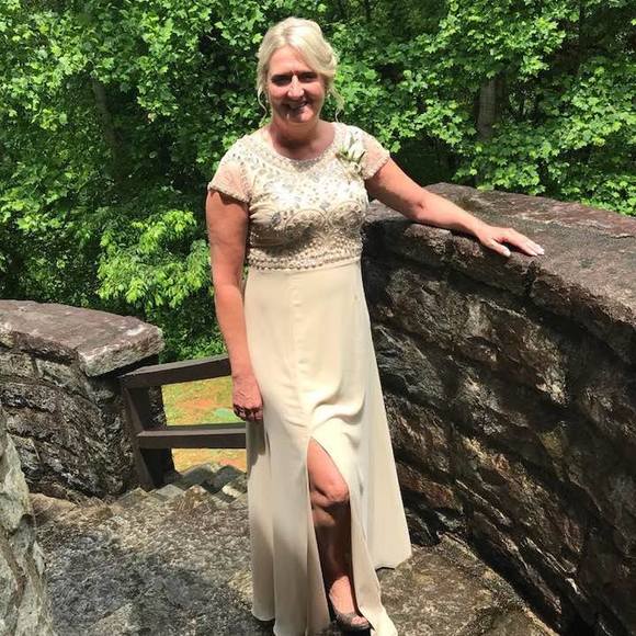 Profile Picture of Jane Buchanan (@jane_buchanan) on Poshmark