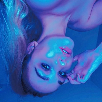 Profile Picture of 𝐀𝐥𝐢𝐜𝐞 𝐂𝐚𝐭𝐡𝐞𝐫𝐢𝐧𝐞 𝐅𝐢𝐞𝐥𝐝 (@AliceCatherineF) on Twitter