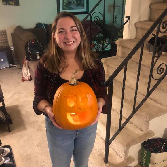 Profile Picture of Emily Micklasavage (@emicklasavage) on Poshmark