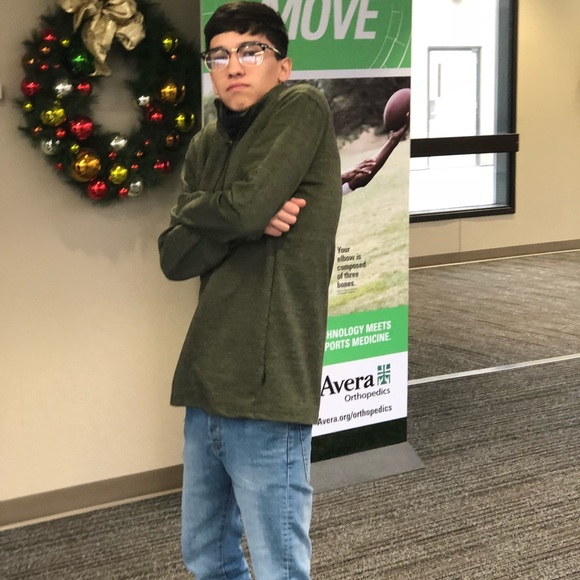 Tobias Weddell - Poshmark Profile Picture of Tobias Weddell (@tobiasjordan) on Poshmark