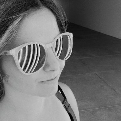 Profile Picture of Sophie Stuart (@SophieStuart) on Twitter