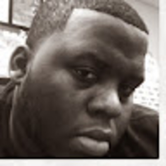 Profile Picture of Robert Easter (@roberteaster94) on Poshmark