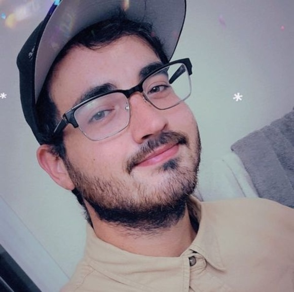 Profile Picture of Tyler Bolton (@tylerbolton453) on Poshmark