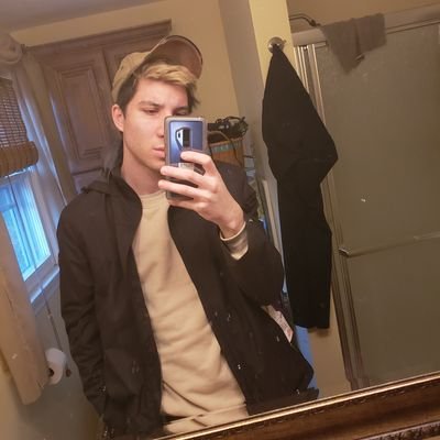 Profile Picture of Bumasskanyestan (@basic_dave69) on Twitter