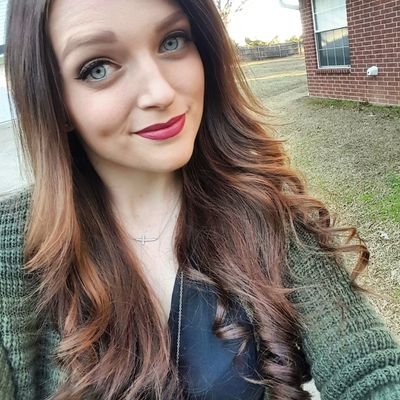 Profile Picture of Alexandria Smith (@asmitty_16) on Twitter