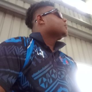Profile Picture of Aaron Pal (@aaron.pal.737) on Facebook