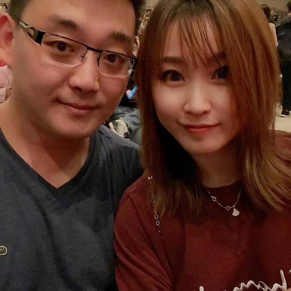 Profile Picture of Peter Zhu (@shz155) on Poshmark