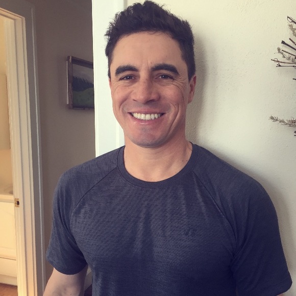 Profile Picture of Cristian Pessina (@cristianpessina) on Poshmark