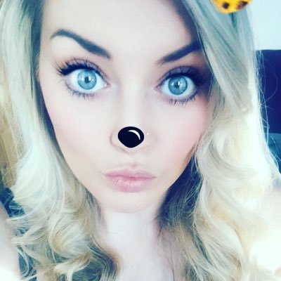 Profile Picture of Holly Jeffrey (@hollyXjeffreyX) on Twitter