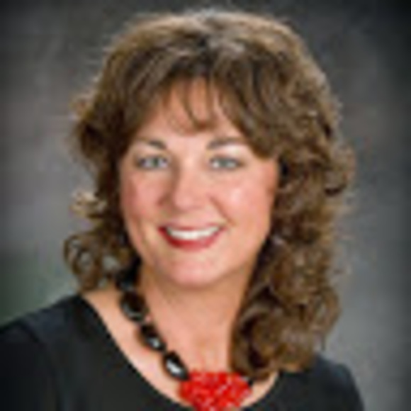 Profile Picture of Staci Pfaadt (@spfaadt) on Poshmark