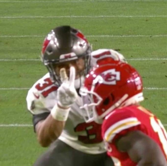 Profile Picture of Jeremy Otero sr. (@jeremyotero89) on Poshmark