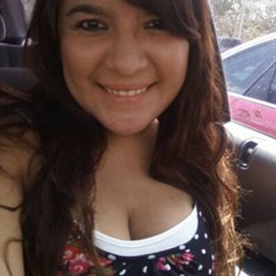 Profile Picture of Amanda Ledesma (@manda_maniac) on Twitter