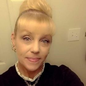 Profile Picture of amy mullins (@amyjoymullins) on Pinterest