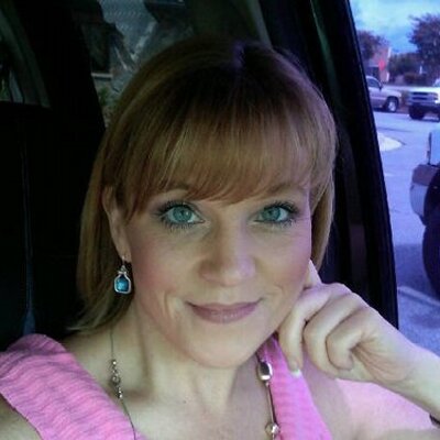 Profile Picture of Tracey Smith (@TraceyHudson) on Twitter