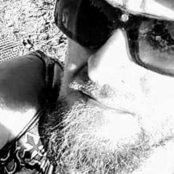 Profile Picture of Josh Rogers (@roginer4) on Poshmark