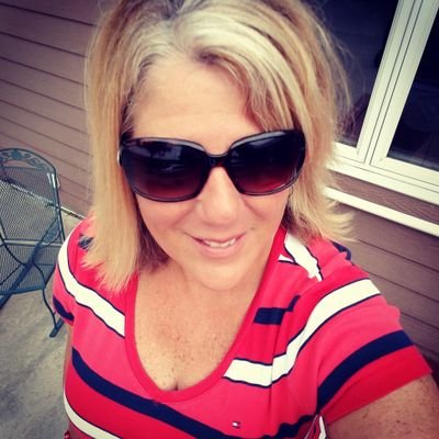 Profile Picture of Lisa Hirschfeld (@hirschfeld_lisa) on Twitter