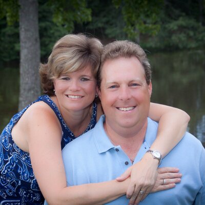 Profile Picture of Stacy Glaser (@StacyGlaser2) on Twitter