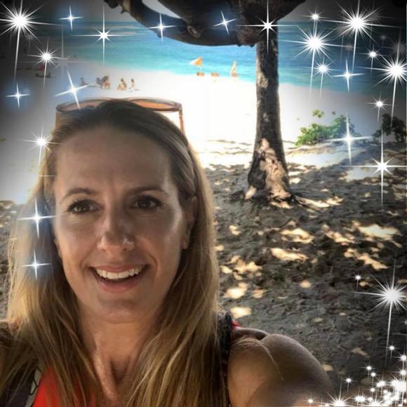 Profile Picture of Karine Chalmers (@karinechalmers) on Poshmark