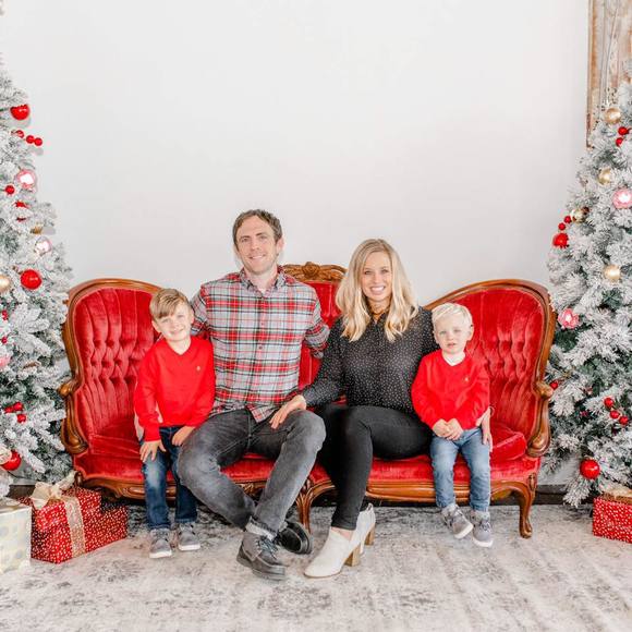 Profile Picture of Kendra Solomon thibodeau (@kms157) on Poshmark