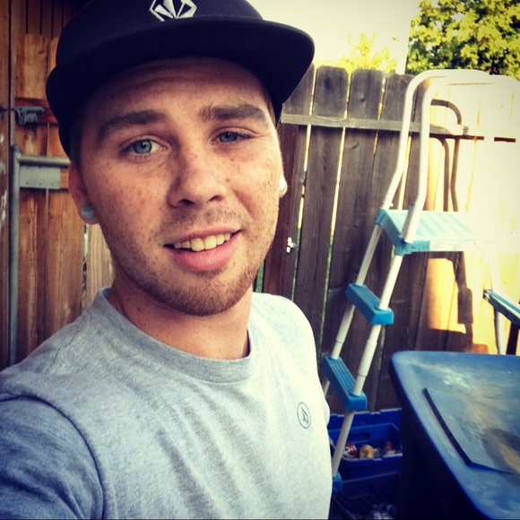 Profile Picture of Bryson Williams (@bryson_59) on Poshmark