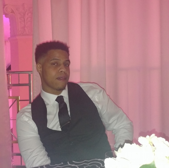 Profile Picture of Dorian Tillman (@dorian0705) on Poshmark