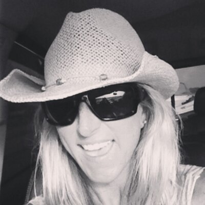 Profile Picture of Crystal Massey (@crys_35) on Twitter