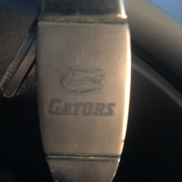 Profile Picture of Shawna Snow (@shawna1229) on Poshmark