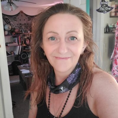 Profile Picture of Tara Ritchie (@TarLion) on Twitter