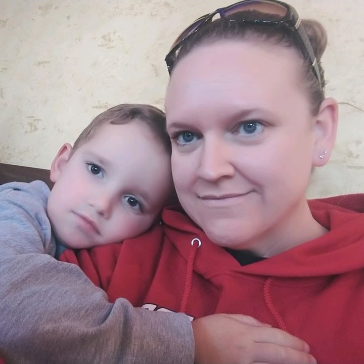 Tana Hubbard - Tiktok Profile Picture of Tana Hubbard (@tanahubbard) on Tiktok