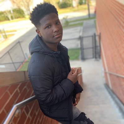 Profile Picture of Kelsi Lewis (@_kelsilewis_) on Twitter