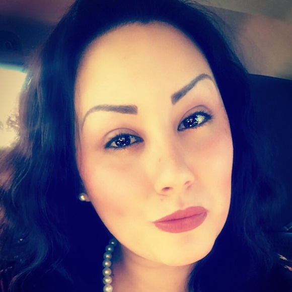 Profile Picture of Yessenia Carrete (@yesy4poshmark) on Poshmark