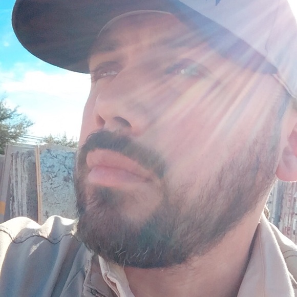 Profile Picture of Severiano Ovalle (@sevlyric) on Poshmark