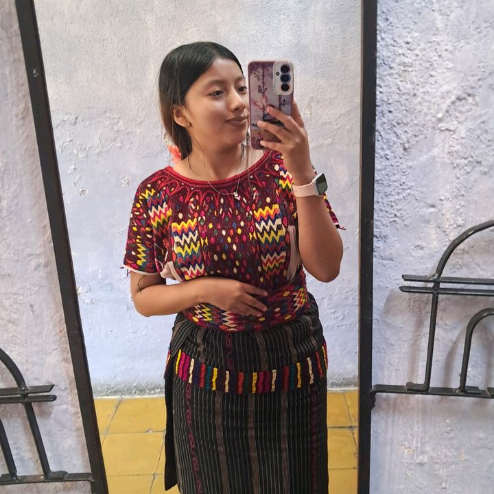 Profile Picture of Isabel cuin 🌷💕 (@isabelacuin3) on Tiktok