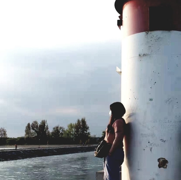 Profile Picture of Min Yang (@minyang75) on Poshmark