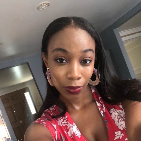 Profile Picture of Kenise Morris (@nise93) on Poshmark
