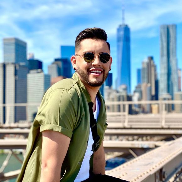 Profile Picture of Jose Ruvalcaba (@joservlcb) on Poshmark