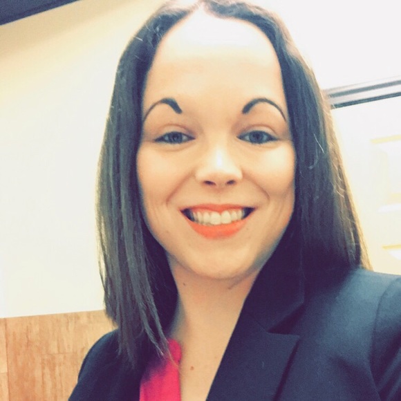 Profile Picture of Ashley Birchler (@ashleybirchler) on Poshmark