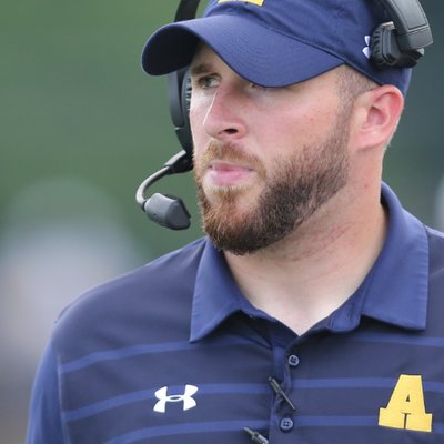 Profile Picture of Matt Cochran (@CoachMCochran) on Twitter