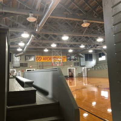 Profile Picture of Robert Leslie (@hhsladydoghoops) on Twitter