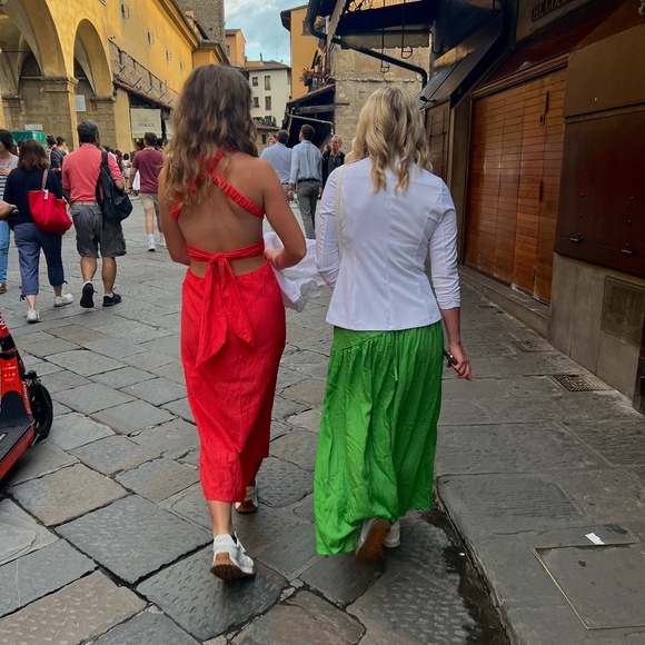 Profile Picture of Greyce Godbehere (@greycesclothes) on Poshmark