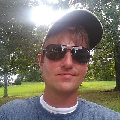 Profile Picture of Jake Boyles (@Dawgboi4life) on Twitter