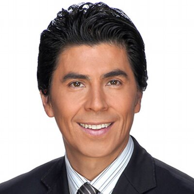 Profile Picture of Mario Solis (@MarioNBCLA) on Twitter