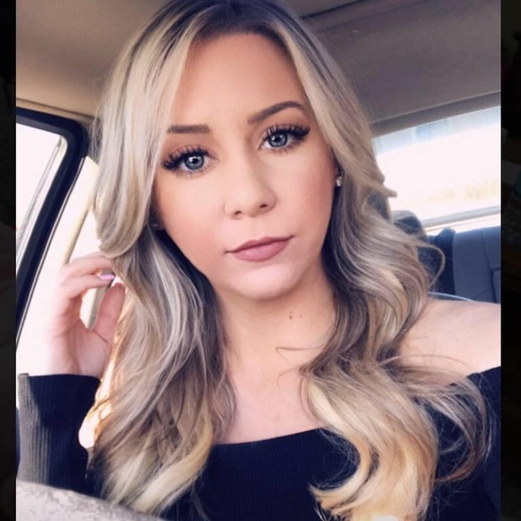 Profile Picture of Valerie Manning (@manningv334) on Poshmark